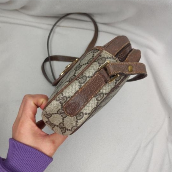 Authentic Vintage Gucci GG Monogram Supreme Sherry Web Ophidia Shoulder Bag